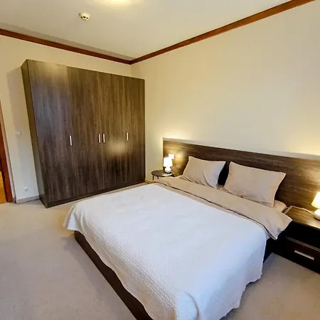 Апартамент Spacious In St Ivan Rilski Банско